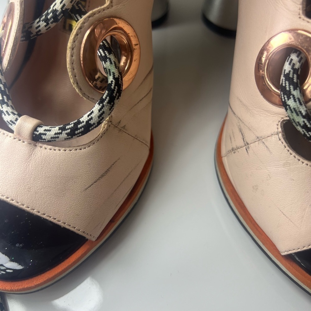 Kat Maconie - Picture 7 of 15